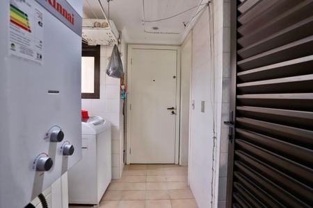 Apartamento à venda com 110m², 3 quartos e 2 vagasLavanderia