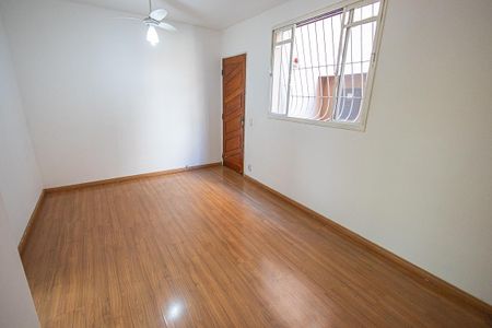 Sala de apartamento para alugar com 3 quartos, 60m² em Manacás, Belo Horizonte