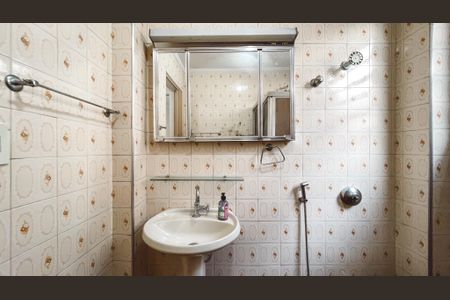 Apartamento para alugar com 75m², 2 quartos e 1 vaga Apartamento para alugar com 75m², 2 quartos e 1 vagaBanheiro