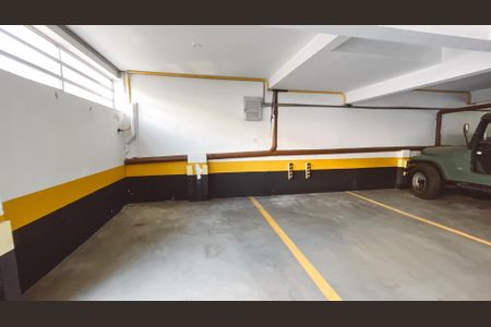 Apartamento para alugar com 75m², 2 quartos e 1 vaga Apartamento para alugar com 75m², 2 quartos e 1 vagaGaragem