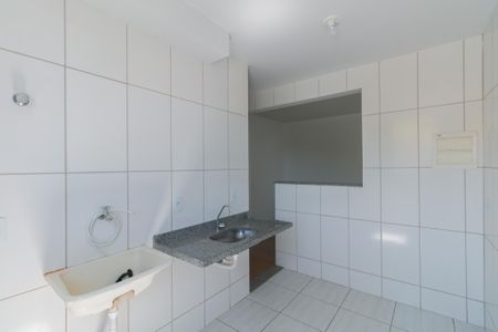 Apartamento para alugar com 47m², 2 quartos e 1 vaga Apartamento para alugar com 47m², 2 quartos e 1 vagaCozinha e Área de Serviço