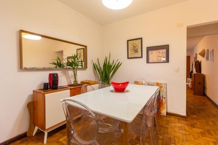 Casa de condomínio à venda com 140m², 3 quartos e 1 vaga Casa de condomínio à venda com 140m², 3 quartos e 1 vagaSala de Jantar