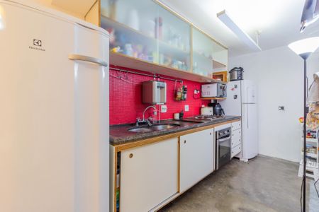 Casa de condomínio à venda com 140m², 3 quartos e 1 vaga Casa de condomínio à venda com 140m², 3 quartos e 1 vagaCozinha e Área de Serviço