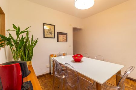 Casa de condomínio à venda com 140m², 3 quartos e 1 vaga Casa de condomínio à venda com 140m², 3 quartos e 1 vagaSala de Jantar