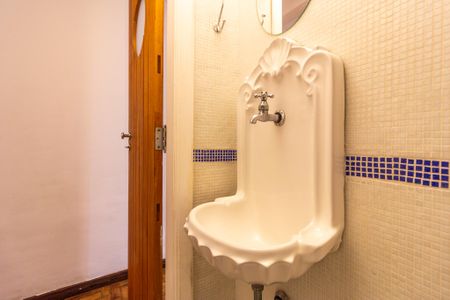 Casa de condomínio à venda com 140m², 3 quartos e 1 vaga Casa de condomínio à venda com 140m², 3 quartos e 1 vagaLavabo