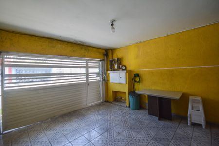 Casa à venda com 170m², 4 quartos e 2 vagasGaragem