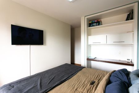 Apartamento à venda com 121m², 3 quartos e 2 vagas Apartamento à venda com 121m², 3 quartos e 2 vagasSuíte