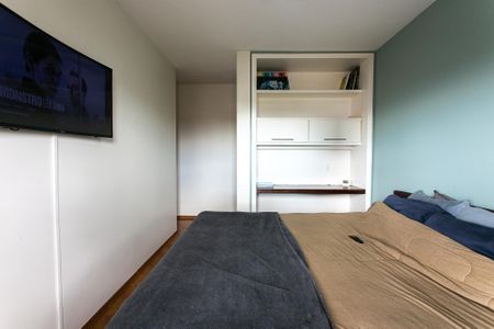 Apartamento à venda com 121m², 3 quartos e 2 vagas Apartamento à venda com 121m², 3 quartos e 2 vagasSuíte