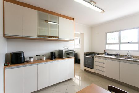 Apartamento à venda com 121m², 3 quartos e 2 vagas Apartamento à venda com 121m², 3 quartos e 2 vagasCozinha