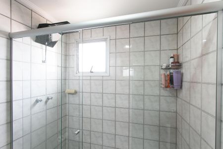 Apartamento à venda com 121m², 3 quartos e 2 vagas Apartamento à venda com 121m², 3 quartos e 2 vagasBanheiro da Suíte