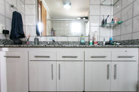 Apartamento à venda com 121m², 3 quartos e 2 vagas Apartamento à venda com 121m², 3 quartos e 2 vagasBanheiro da Suíte