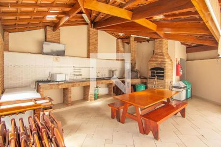 Apartamento à venda com 121m², 3 quartos e 2 vagas Apartamento à venda com 121m², 3 quartos e 2 vagasÁrea comum - Churrasqueira