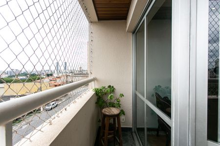 Apartamento à venda com 121m², 3 quartos e 2 vagas Apartamento à venda com 121m², 3 quartos e 2 vagasVaranda da Sala