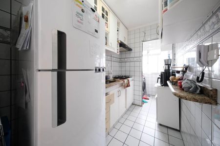 Casa à venda com 58m², 3 quartos e 1 vagaCozinha e Área de Serviço