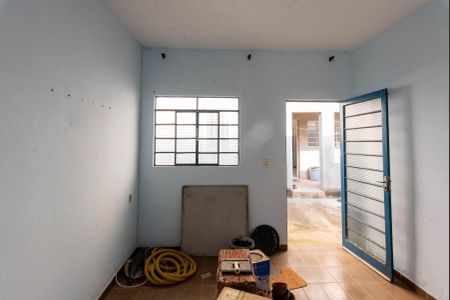 Casa à venda com 255m², 4 quartos e 4 vagas Casa à venda com 255m², 4 quartos e 4 vagasCasa 2- Sala