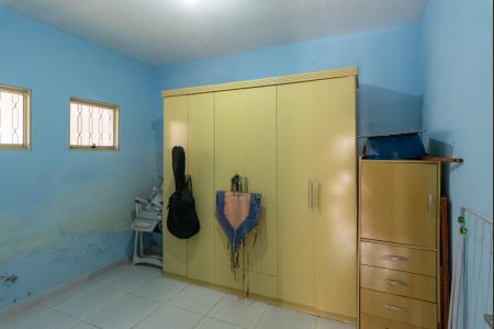 Casa à venda com 255m², 4 quartos e 4 vagas Casa à venda com 255m², 4 quartos e 4 vagasQuarto 3