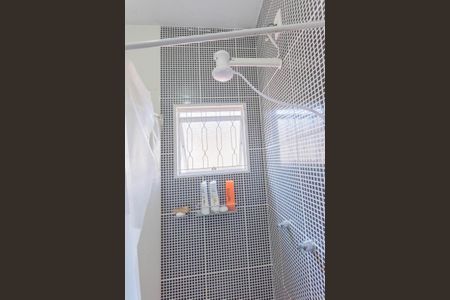 Casa à venda com 255m², 4 quartos e 4 vagas Casa à venda com 255m², 4 quartos e 4 vagasBanheiro