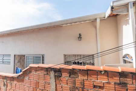 Casa à venda com 255m², 4 quartos e 4 vagas Casa à venda com 255m², 4 quartos e 4 vagasVista do Quarto 2