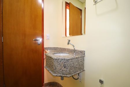 Casa à venda com 263m², 3 quartos e 4 vagasLavabo