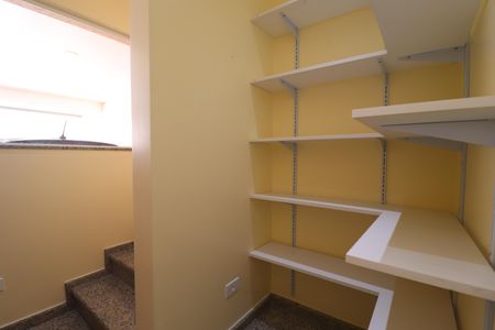 Casa à venda com 263m², 3 quartos e 4 vagasLavabo