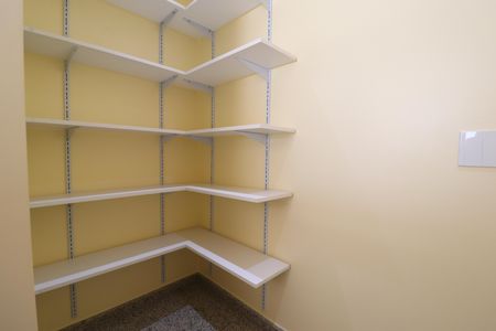 Casa à venda com 263m², 3 quartos e 4 vagasLavabo