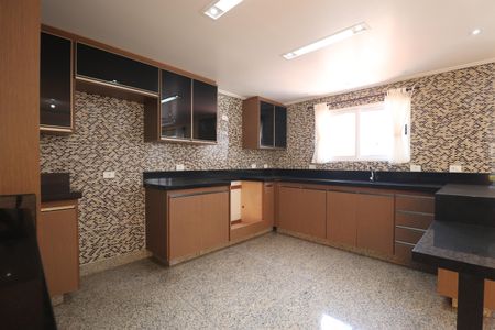 Casa à venda com 263m², 3 quartos e 4 vagasCozinha