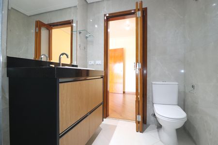 Casa à venda com 263m², 3 quartos e 4 vagasVaranda Quarto 1 suíte