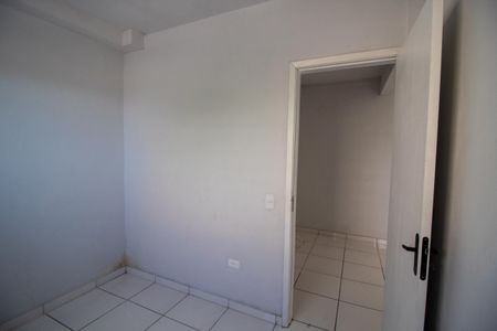 Quarto 1 de apartamento para alugar com 2 quartos, 30m² em Jardim Lucia, São Paulo