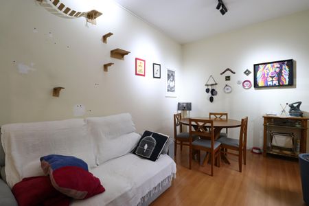 Sala de apartamento para alugar com 2 quartos, 77m² em Lapa, São Paulo