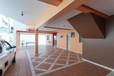 Casa para alugar com 420m², 4 quartos e 6 vagas Casa para alugar com 420m², 4 quartos e 6 vagassalão