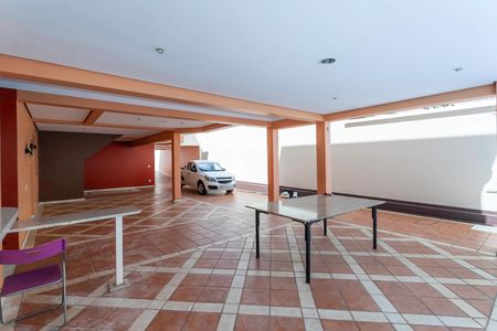 Casa para alugar com 420m², 4 quartos e 6 vagas Casa para alugar com 420m², 4 quartos e 6 vagassalão