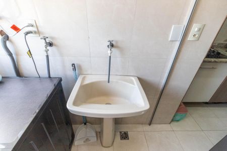 Apartamento à venda com 72m², 3 quartos e 1 vaga Apartamento à venda com 72m², 3 quartos e 1 vagaÁrea de serviço