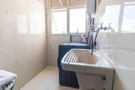 Apartamento à venda com 72m², 3 quartos e 1 vaga Apartamento à venda com 72m², 3 quartos e 1 vagaÁrea de serviço