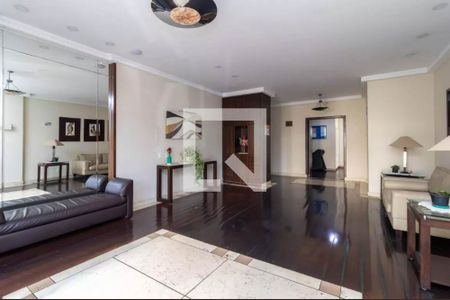 Apartamento à venda com 72m², 3 quartos e 1 vaga Apartamento à venda com 72m², 3 quartos e 1 vagaHall