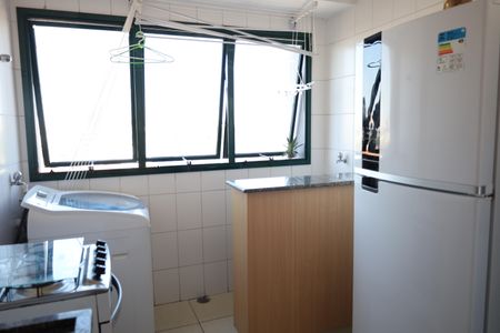 Apartamento para alugar com 56m², 2 quartos e 1 vagaÁrea de Serviço