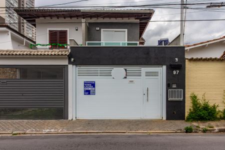 Fachada de casa à venda com 3 quartos, 170m² em Vila Sao Francisco (zona Sul), São Paulo
