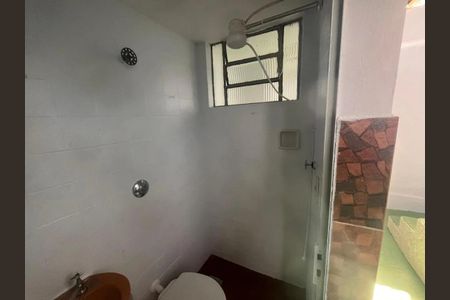 Casa para alugar com 50m², 2 quartos e sem vaga Casa para alugar com 50m², 2 quartos e sem vagaBanheiro de serviço