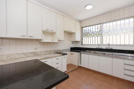 Casa para alugar com 630m², 3 quartos e 4 vagasCozinha