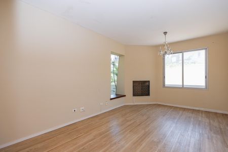 Casa para alugar com 630m², 3 quartos e 4 vagasSala 3