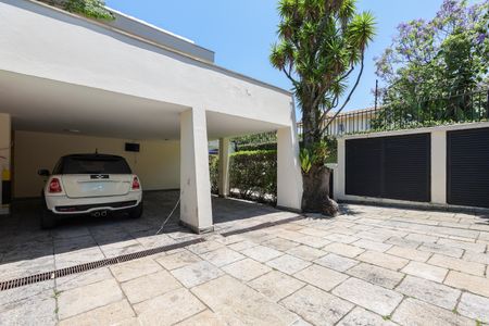 Casa para alugar com 630m², 3 quartos e 4 vagasÁrea externa
