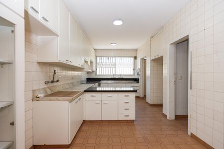 Casa para alugar com 630m², 3 quartos e 4 vagasCozinha