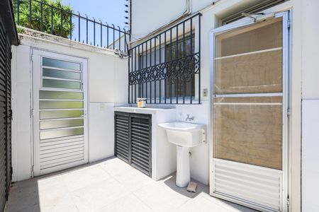 Casa para alugar com 630m², 3 quartos e 4 vagasÁrea de Serviço