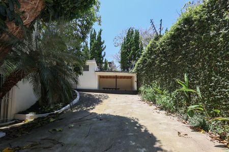 Casa para alugar com 630m², 3 quartos e 4 vagasÁrea externa