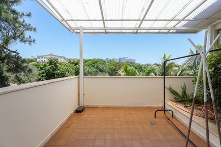 Casa para alugar com 630m², 3 quartos e 4 vagasSuíte 1