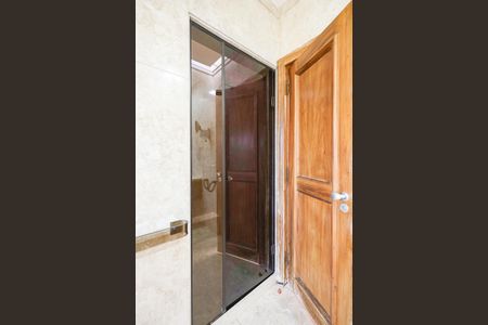 Casa para alugar com 630m², 3 quartos e 4 vagasBanheiro da Suíte 1