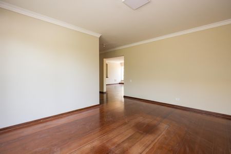 Casa para alugar com 630m², 3 quartos e 4 vagasSala 2