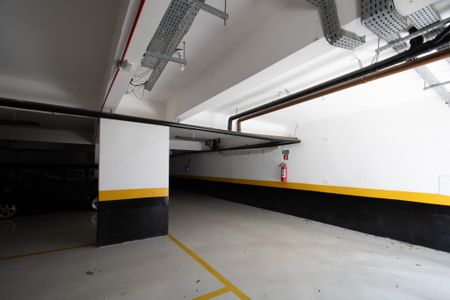 Apartamento para alugar com 45m², 2 quartos e 1 vaga Apartamento para alugar com 45m², 2 quartos e 1 vagaGaragem