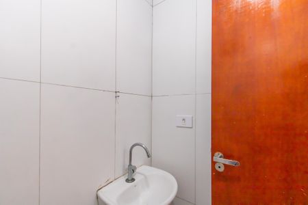 Apartamento para alugar com 45m², 2 quartos e 1 vaga Apartamento para alugar com 45m², 2 quartos e 1 vagaBanheiro