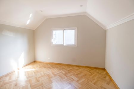 Casa de condomínio à venda com 507m², 5 quartos e 4 vagasEscritório