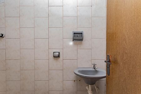 Casa para alugar com 240m², 3 quartos e 1 vagaBanheiro